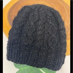 Express Super Thick knitted Beanie Sweater Beanie